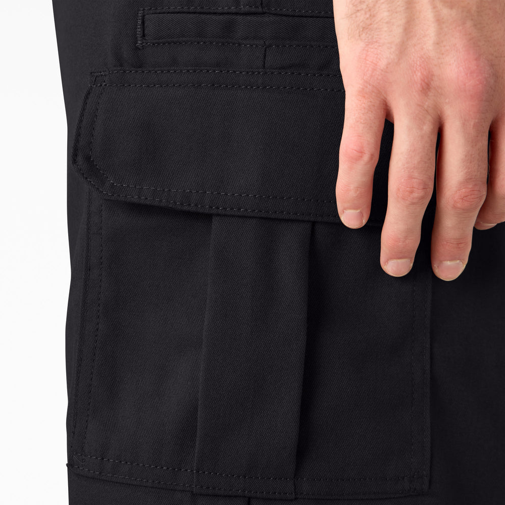 13" FLEX Relaxed Fit Cargo Shorts