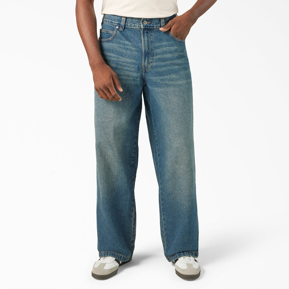 Hilham Loose Fit Jeans