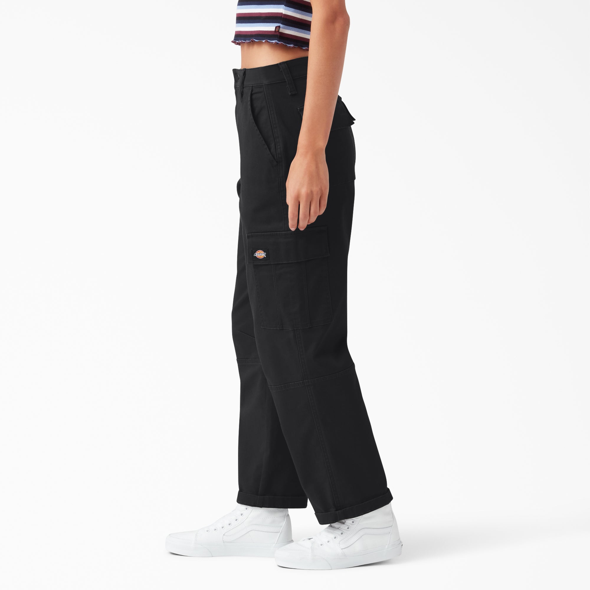 Women's Relaxed Fit Cropped Cargo Pants