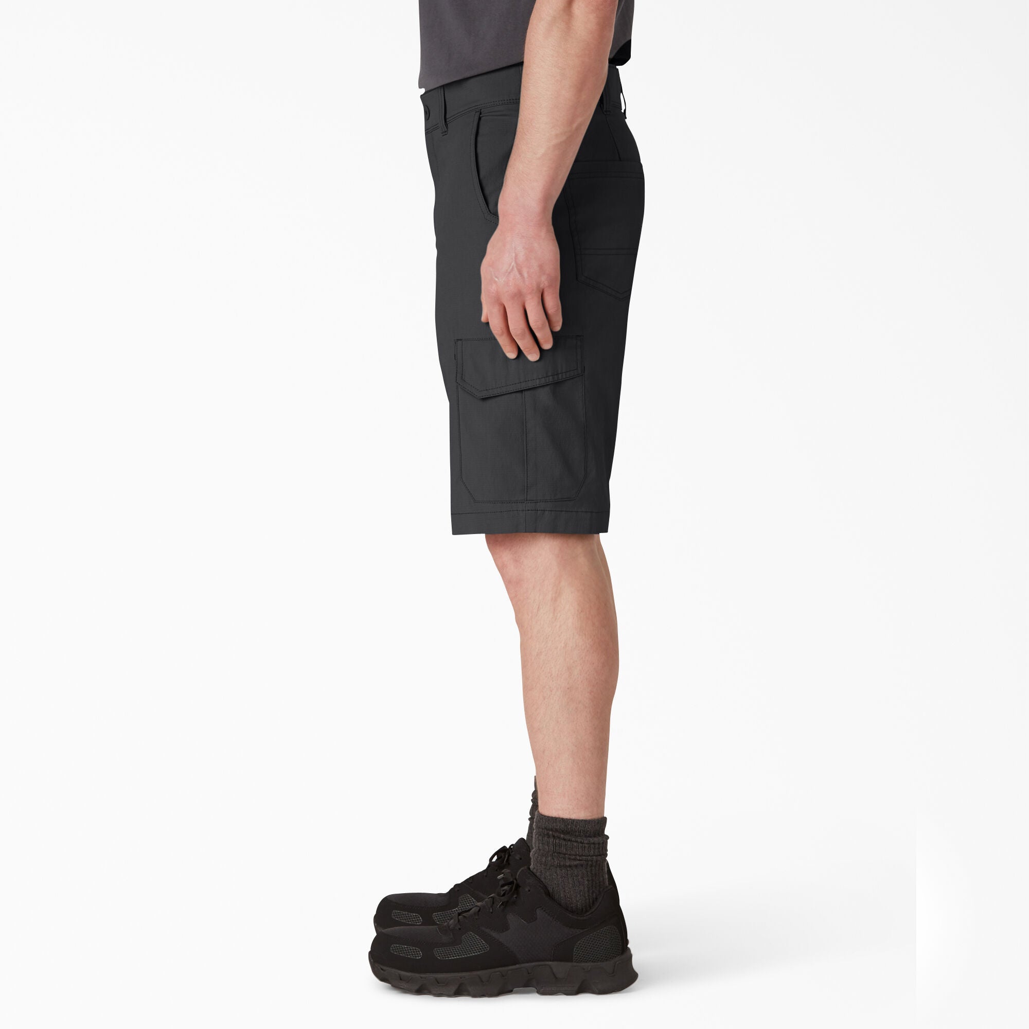11" FLEX Cooling Regular Fit Cargo Shorts