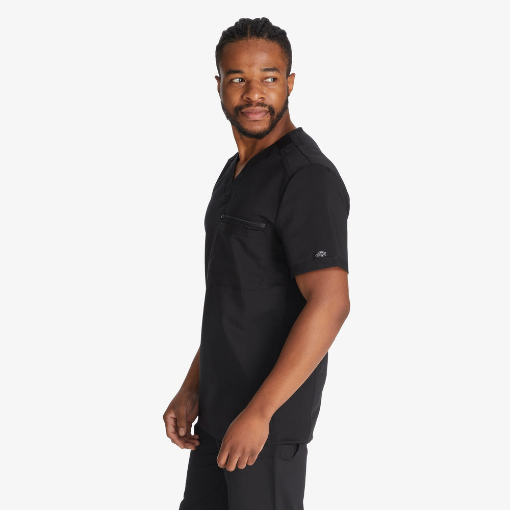 Men's Balance Tuckable V-Neck Scrub Top