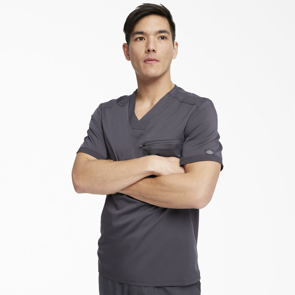 Men's Balance Tuckable V-Neck Scrub Top